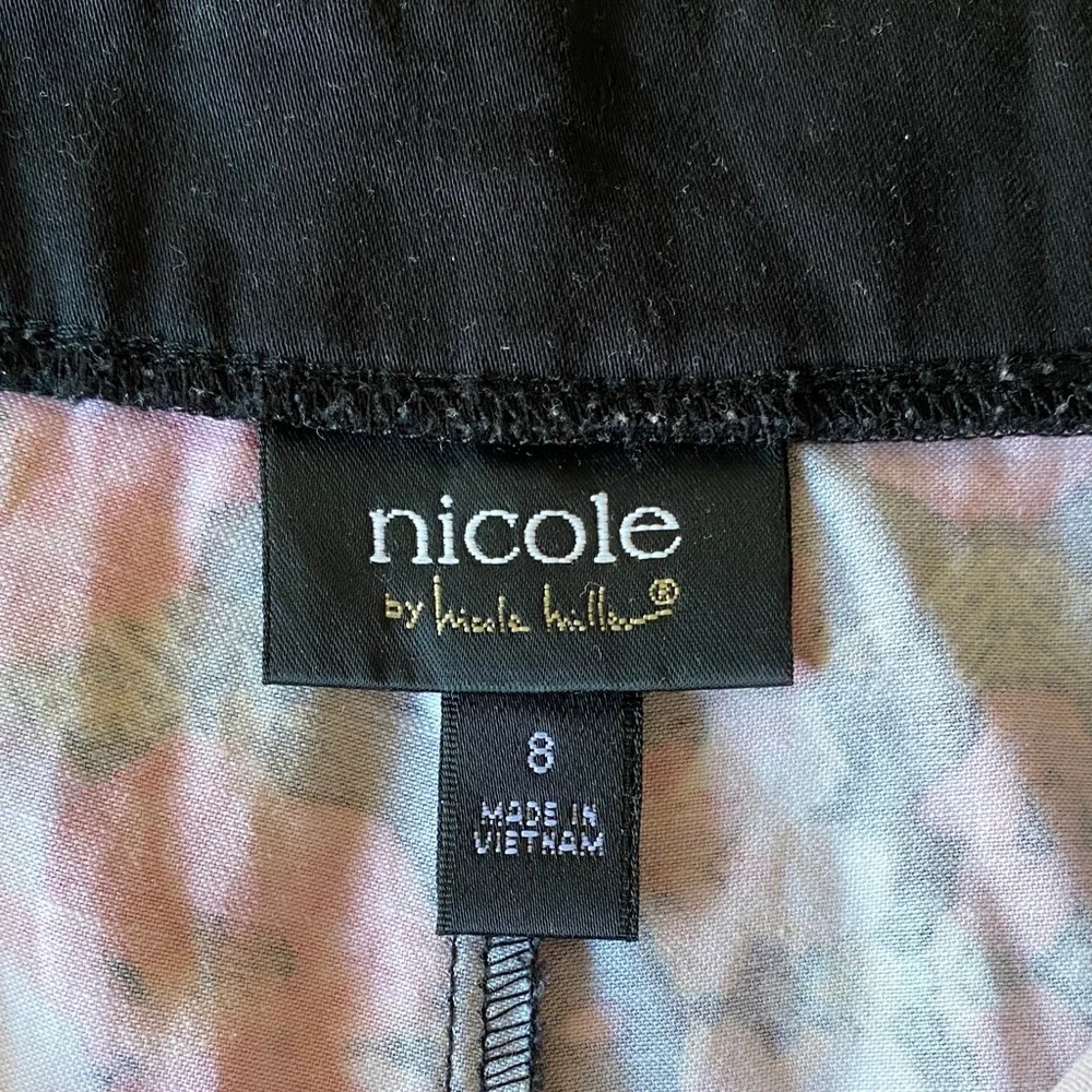 Nicole by Nicole Miller Floral Shorts - Pink and Black - Picture 11 of 14